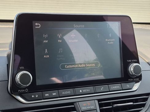 Certified 2022 Nissan Altima 2.5 SV FWD image 21