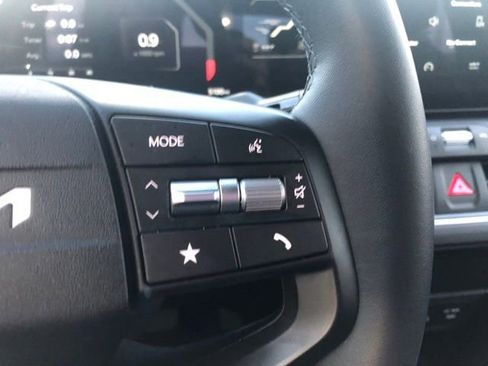 Used 2025 Kia K4 EX image 44