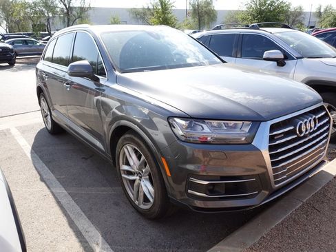 Used 2018 Audi Q7 3.0T Prestige w/ Prestige Package AWD/4WD image 4