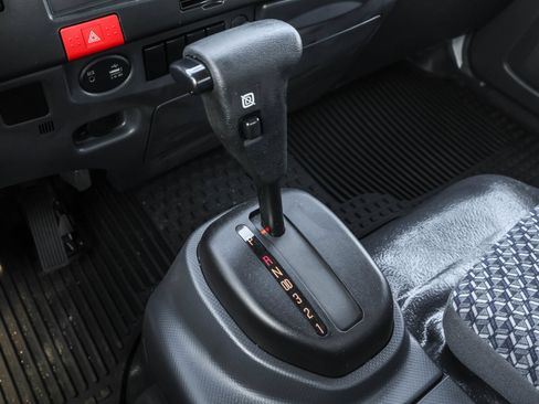 New 2025 Chevrolet Low Cab Forward 5500XG RWD image 29