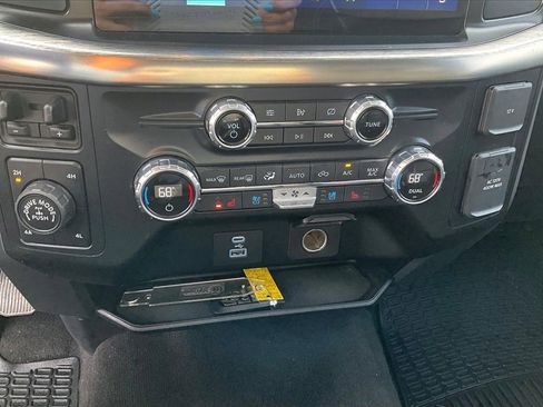 Used 2021 Ford F150 Lariat w/ Max Trailer Tow Package image 32