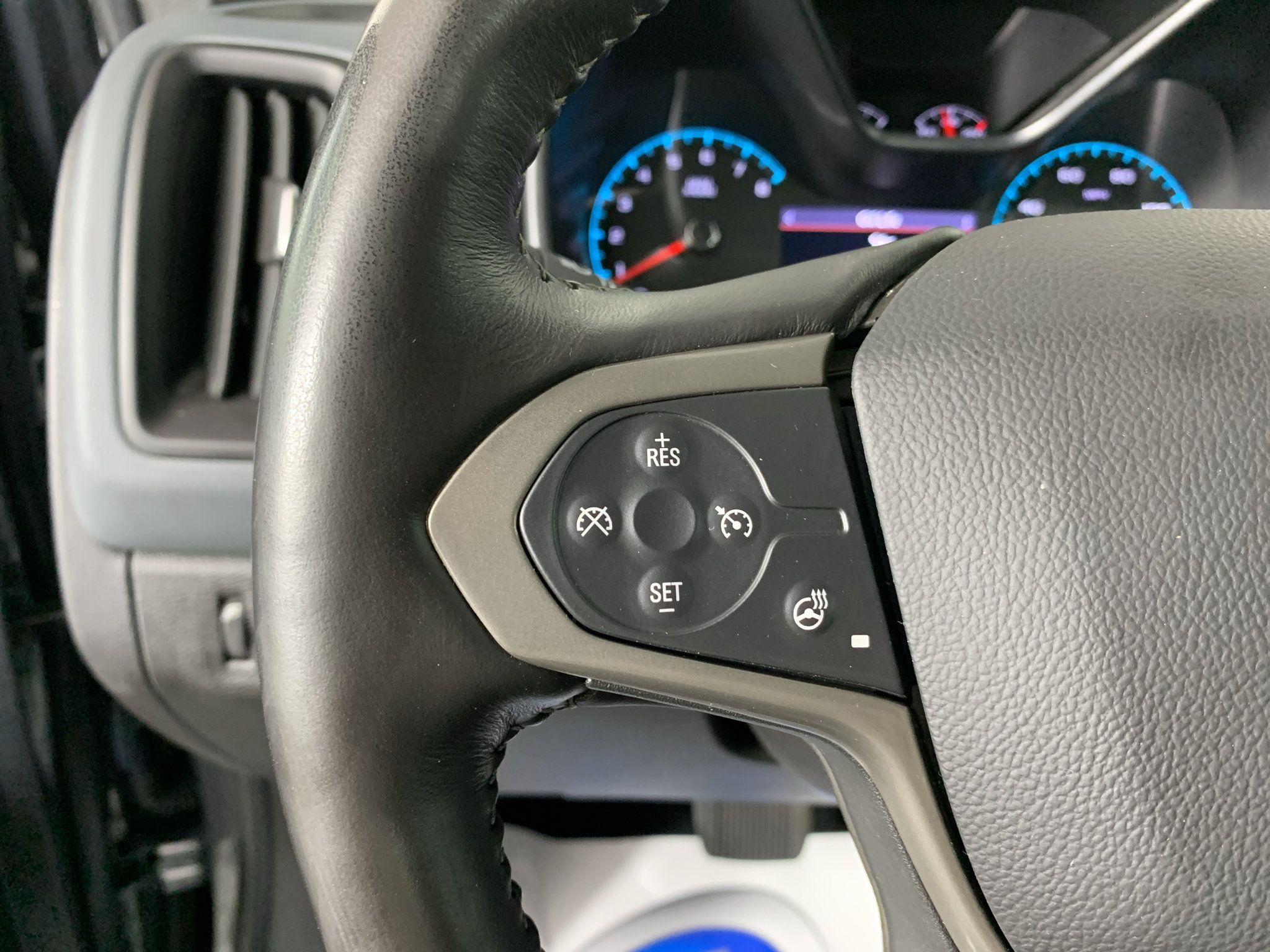 Used 2019 Chevrolet Colorado Z71 RWD image 17
