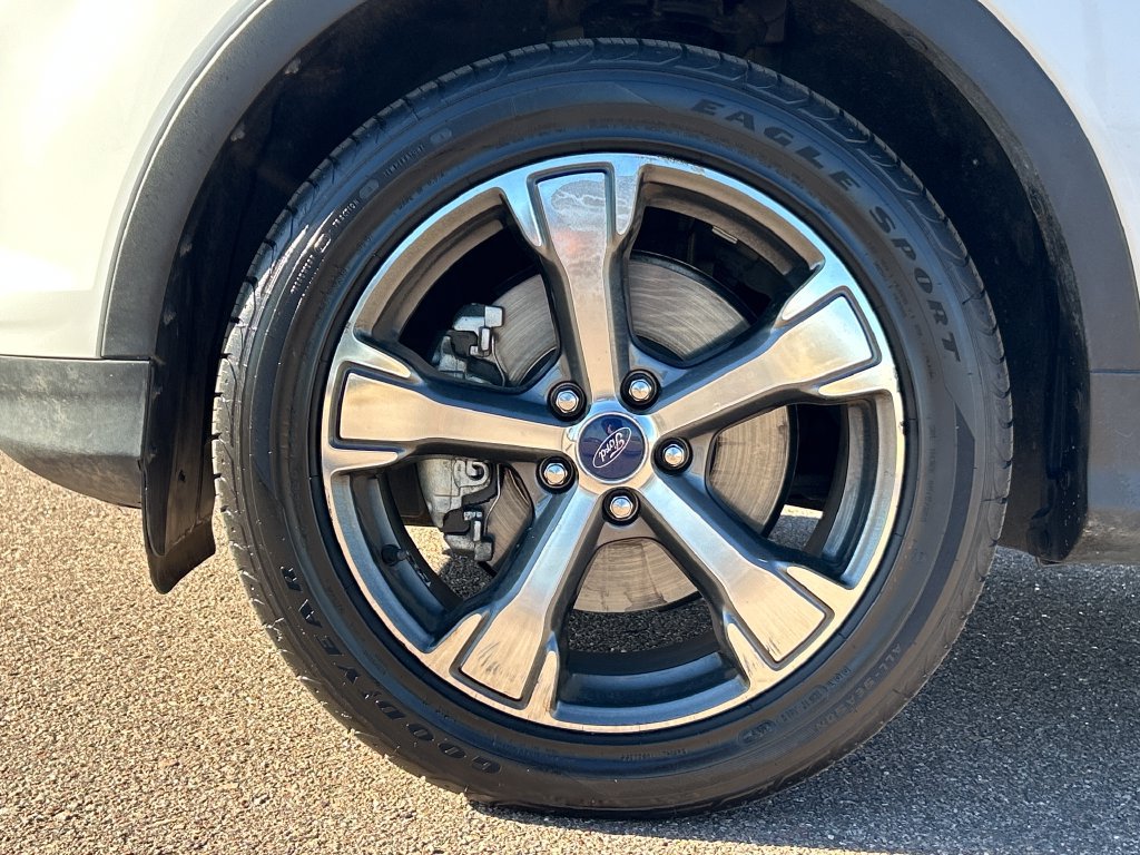 Used 2017 Ford Escape SE w/ Equipment Group 201A AWD/4WD image 25