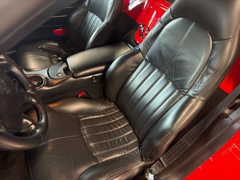 Used 1999 Chevrolet Corvette Coupe RWD image 14