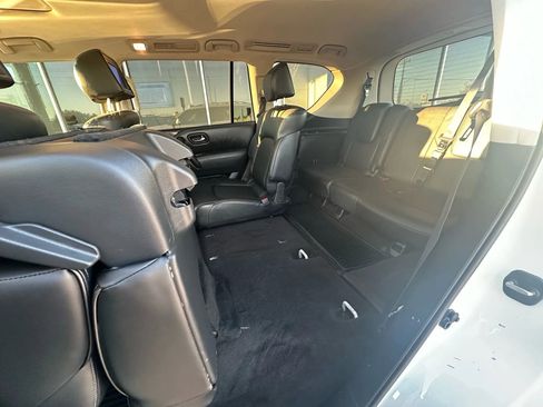 Used 2015 INFINITI QX80 Luxe w/ 22" Wheel Package image 15