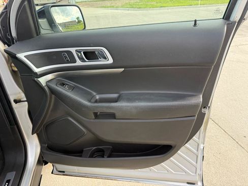 Used 2014 Ford Explorer Sport AWD/4WD image 33