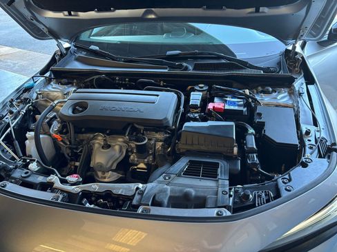 Used 2025 Honda Civic Sport image 27