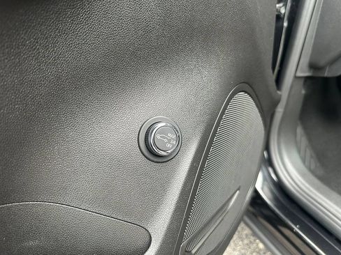 Used 2023 Buick Envision Essence w/ Sport Touring Package AWD/4WD image 20