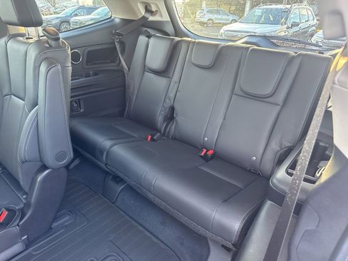 Certified 2025 Subaru Ascent Limited w/ Popular Package #2 image 12