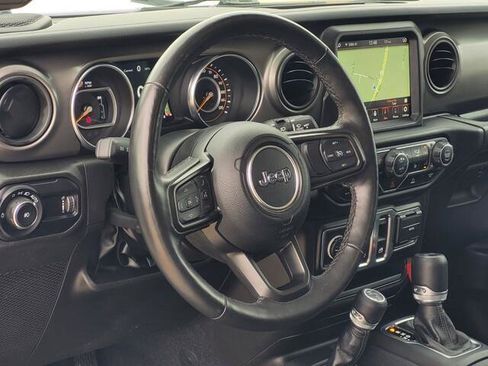 Used 2023 Jeep Wrangler Sport S image 31