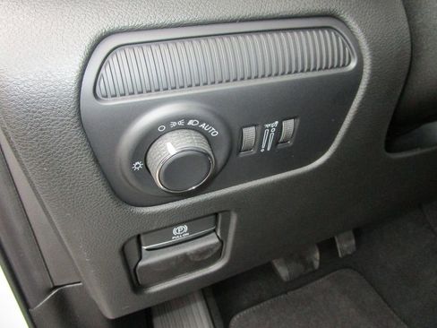 New 2026 Jeep Grand Wagoneer Limited w/ Convenience Group I image 32