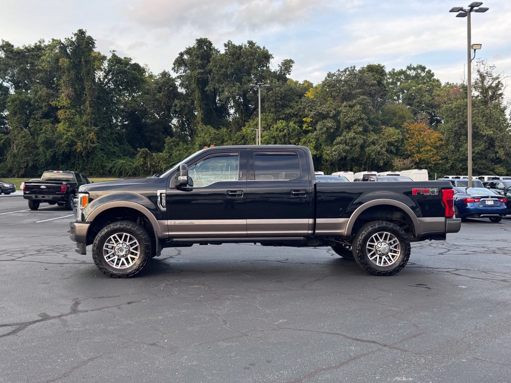 Used 2019 Ford F350 King Ranch w/ King Ranch Ultimate Package AWD/4WD image 3