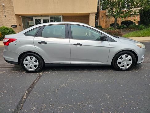 Used 2014 Ford Focus S FWD image 12