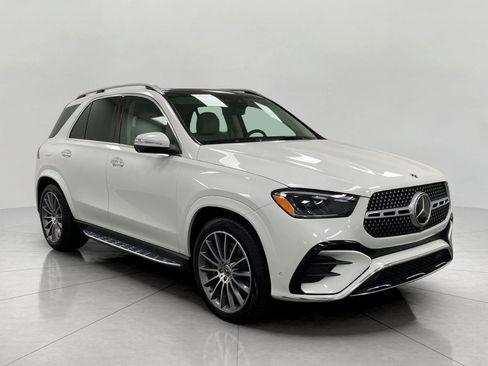 Certified 2026 Mercedes-Benz GLE 450 4MATIC image 1