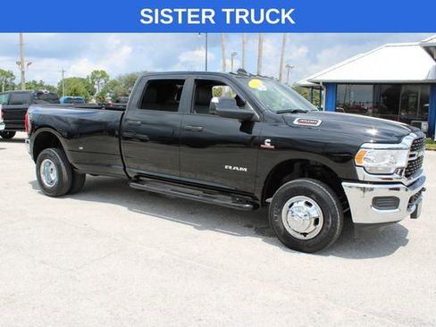 Used 2024 RAM 3500 Big Horn AWD/4WD image 14