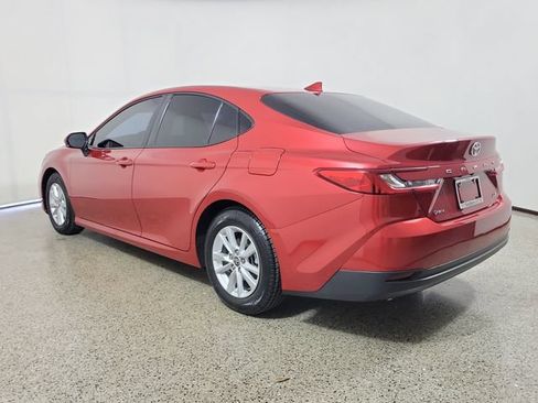Used 2025 Toyota Camry LE w/ Convenience Package FWD image 7
