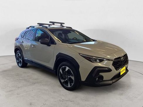 Used 2025 Subaru Crosstrek 2.5i Limited AWD/4WD image 3