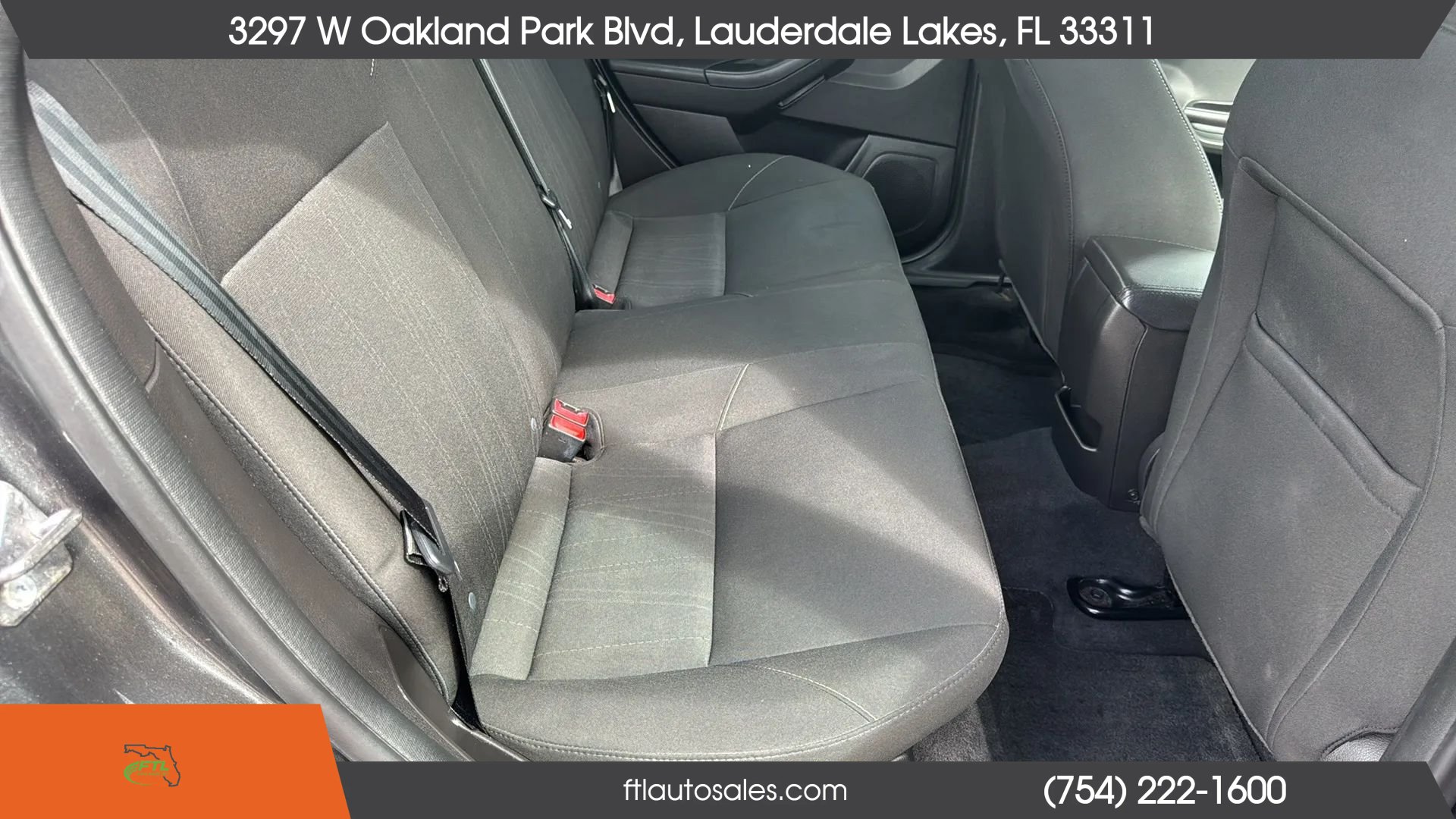 Used 2018 Ford Focus SE FWD image 32
