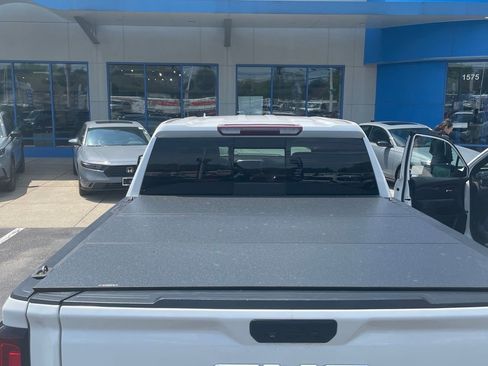 Used 2019 GMC Sierra 1500 SLT w/ SLT Premium Package AWD/4WD image 8