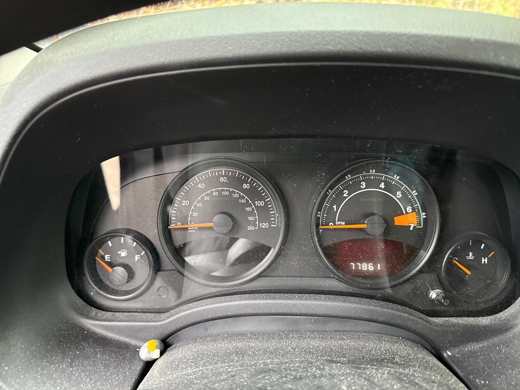Used 2016 Jeep Patriot Sport FWD image 21