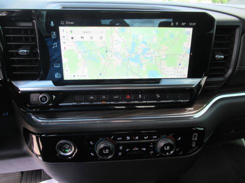 Used 2023 Chevrolet Silverado 1500 LT image 25