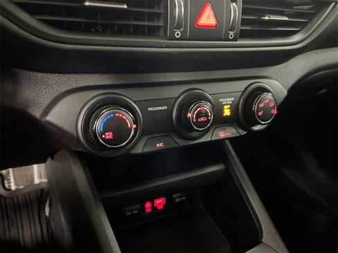 Used 2021 Kia Forte FE image 15