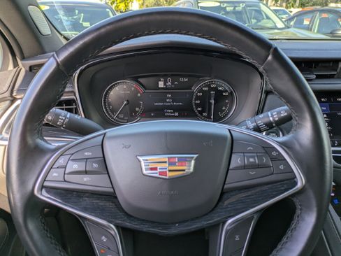 Used 2024 Cadillac XT5 Premium Luxury image 26