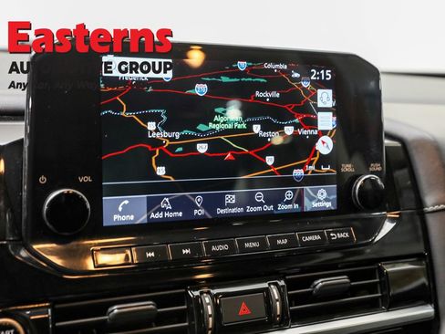 Used 2022 Nissan Pathfinder SL image 19