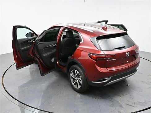 Used 2023 Buick Envision Essence image 44