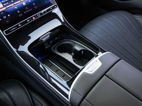 Used 2023 Mercedes-Benz S 500 4MATIC w/ AMG Line image 14