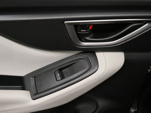 Used 2022 Subaru Forester Base image 20