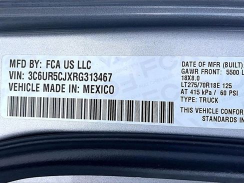 Used 2024 RAM 2500 Tradesman w/ Chrome Appearance Group image 29