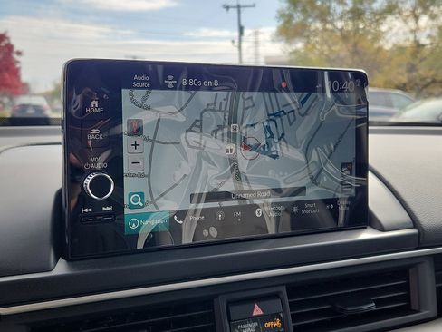 New 2025 Honda Pilot Touring image 12