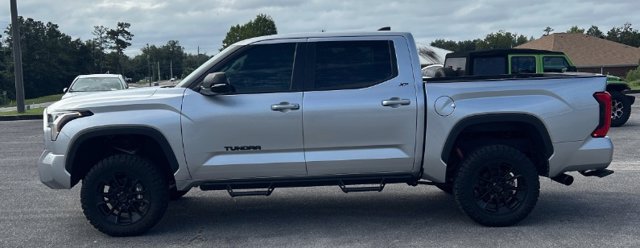 Used 2024 Toyota Tundra SR5 w/ SR5 Premium Package AWD/4WD image 2