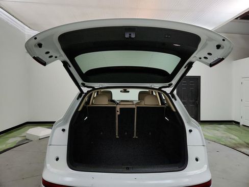 Used 2018 Audi Q5 Premium Plus image 31