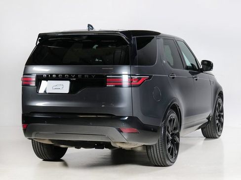 Certified 2024 Land Rover Discovery Dynamic SE AWD/4WD image 2