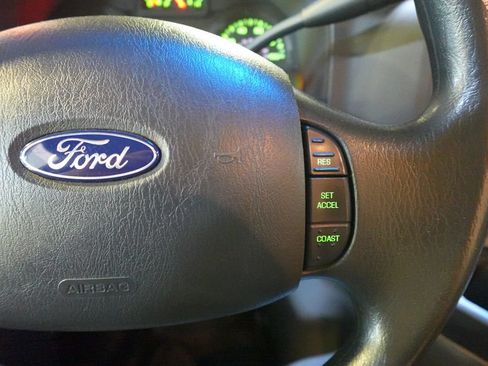 Used 2019 Ford E-350 and Econoline 350 Super Duty w/ Power Windows & Locks Group RWD image 9