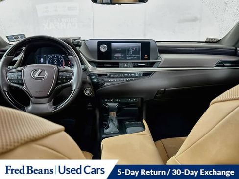 Used 2020 Lexus ES 350 w/ Premium Package FWD image 31