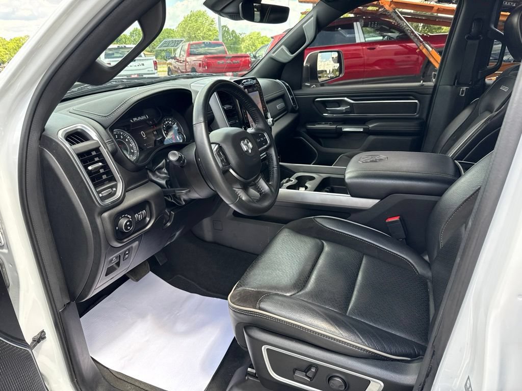 Used 2023 RAM 1500 Laramie AWD/4WD image 11