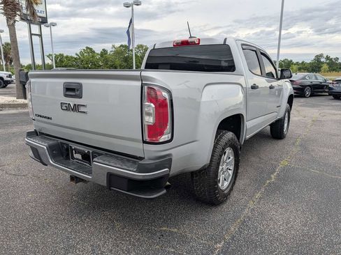 Used 2017 GMC Canyon 2WD Crew Cab w/ Convenience Package image 6