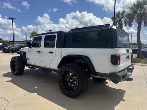 Used 2022 Jeep Gladiator Sport AWD/4WD image 5