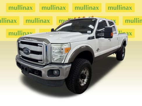 Used 2016 Ford F250 Lariat w/ Lariat Interior Package AWD/4WD image 12