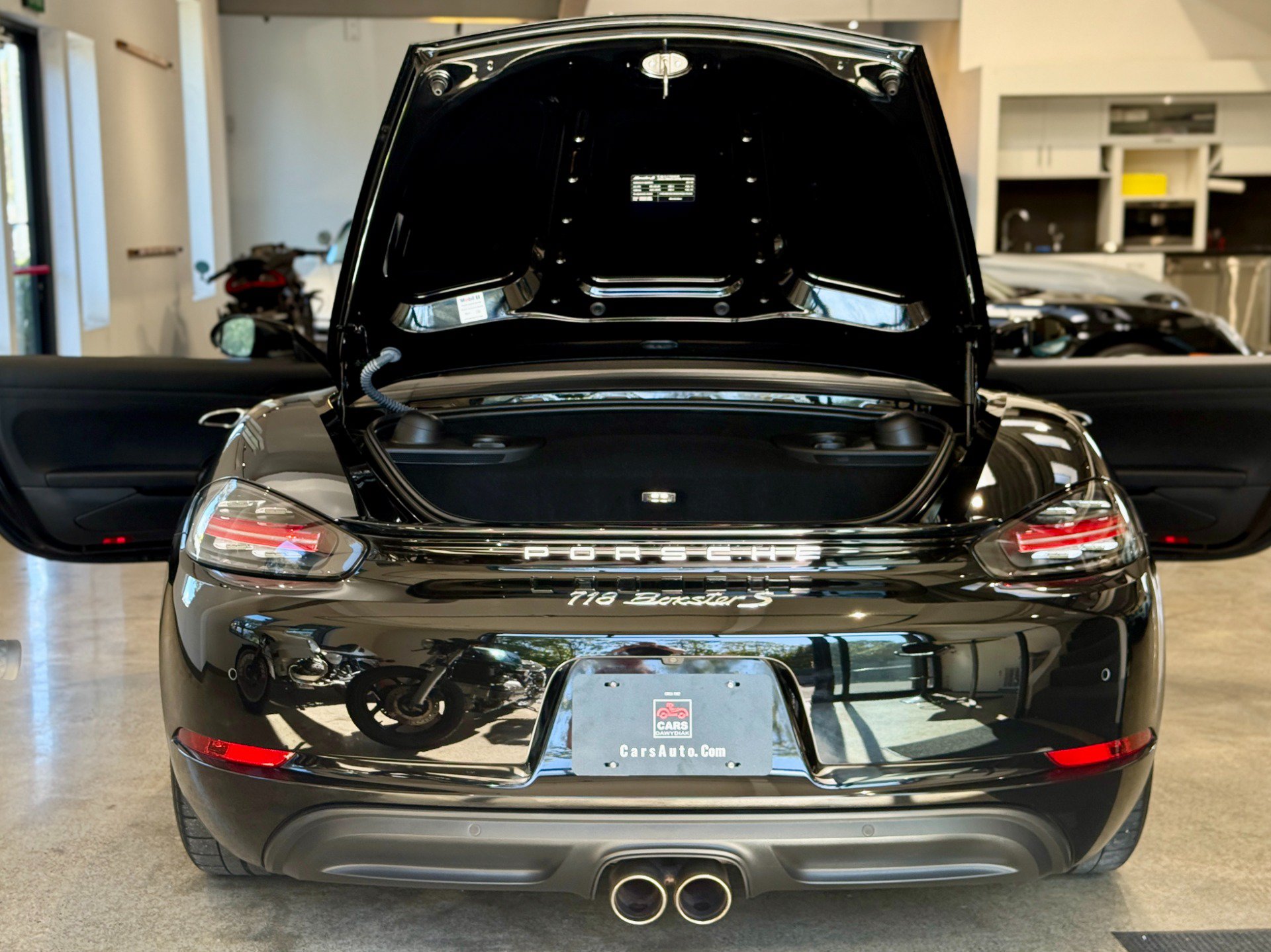 Used 2017 Porsche 718 Boxster S RWD image 44