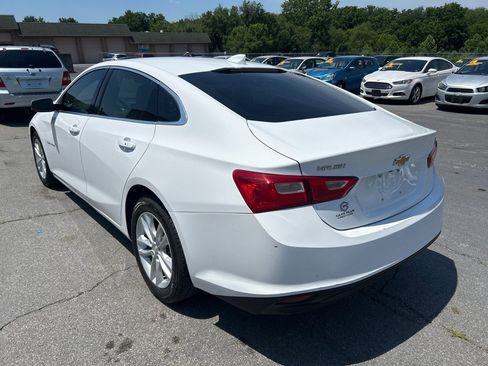 Used 2018 Chevrolet Malibu LT FWD image 8