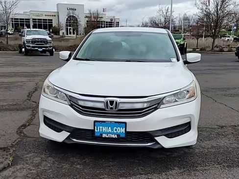 Used 2016 Honda Accord LX image 3