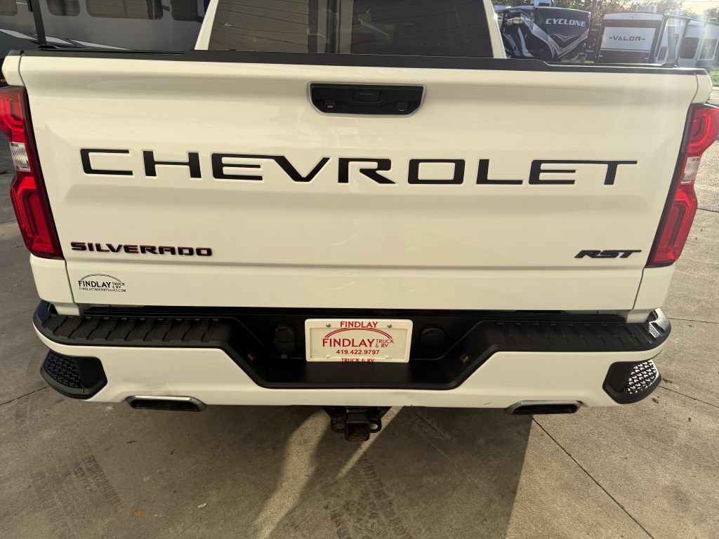 Used 2023 Chevrolet Silverado 1500 RST w/ Redline Edition AWD/4WD image 24