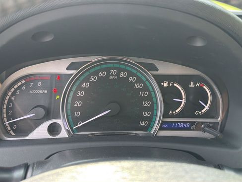 Used 2012 Toyota Venza Limited FWD image 22