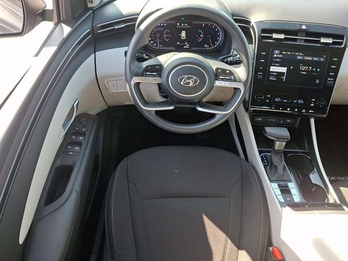 Certified 2024 Hyundai Tucson SEL AWD/4WD image 12