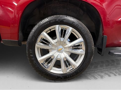 Used 2023 Chevrolet Silverado 1500 High Country w/ Technology Package AWD/4WD image 54