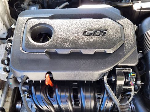 Used 2020 Kia Optima LX image 21